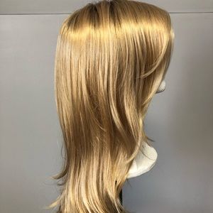 Nwt display wig